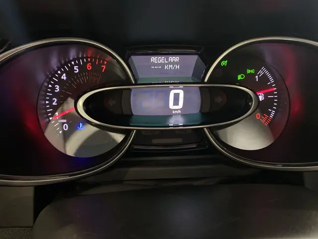 Renault Clio Estate TCe 90 Energy Bose 2019 Benzine 29