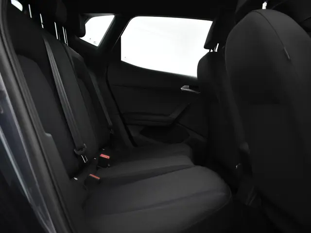 SEAT Arona 1.0 TSI 110pk FR 2021 Benzine 12