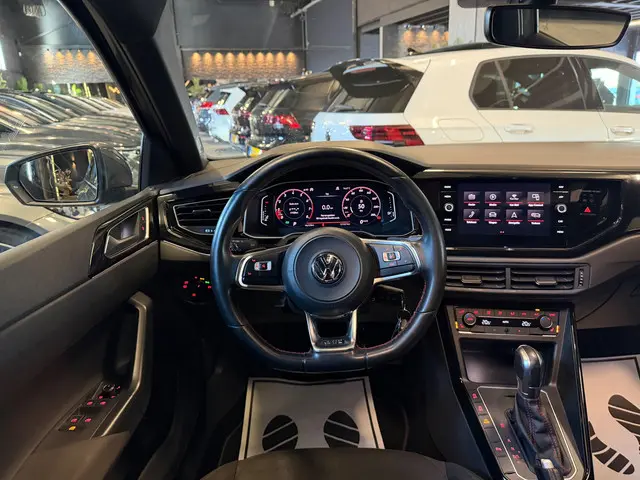Volkswagen Polo 2.0 TSI GTI|PANO|BEATS|BOMVOL! 2019 Benzine 10