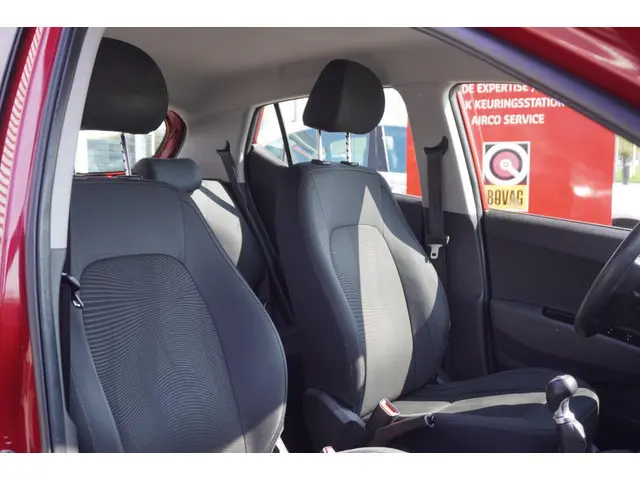 Hyundai i10 1.0i Comfort 2019 Benzine 27