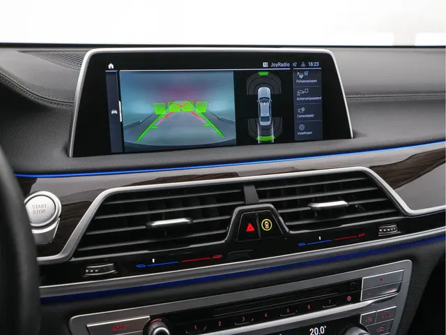 BMW 7 Serie 745e High Executive 2022 Hybride Benzine 15