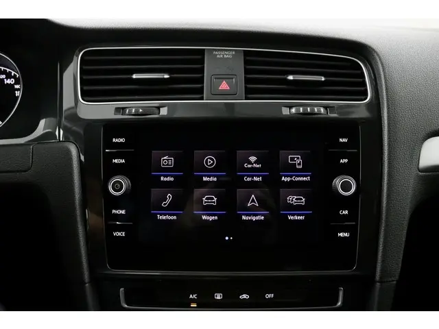 Volkswagen Golf 1.0 TSI Life antraciet 2020 Benzine 21