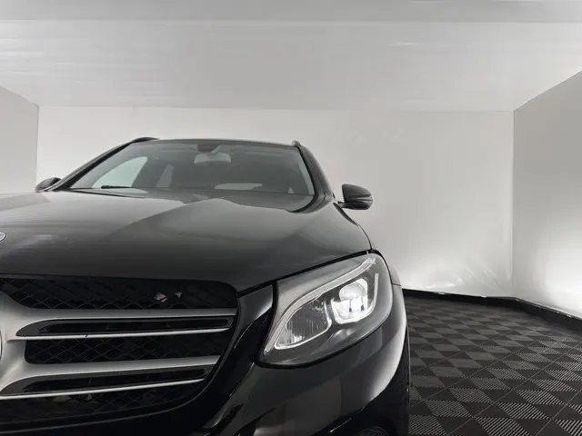 Mercedes-Benz GLC 220 d 4MATIC Ambition 2016 Diesel 23