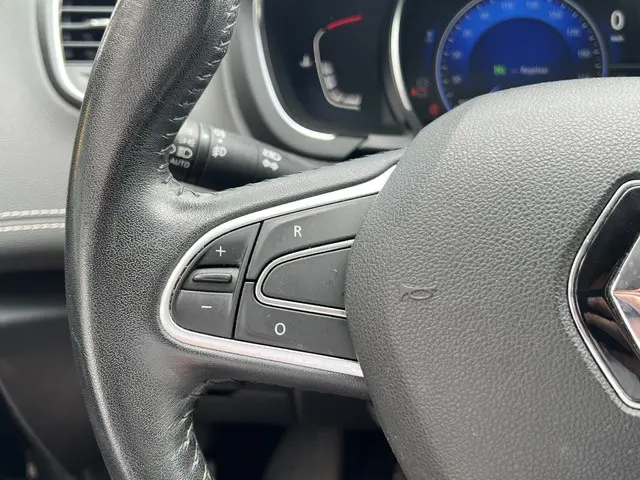 Renault Scénic 1.2 TCe Intens 2017 Benzine 17