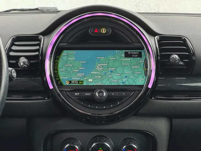 MINI Clubman Mini 1.5 One Salt Business 2016 Benzine 23