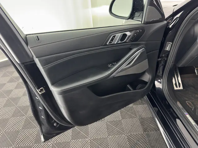 BMW X6 M50d High Executive AWD 2020 Diesel 23