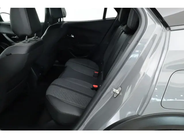 Peugeot 2008 1.2 PureTech 130 Allure 2024 Benzine 17