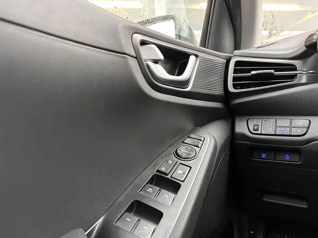 Hyundai IONIQ Comfort EV 38 kWh 2020 Elektrisch 12