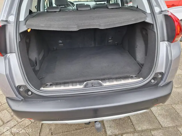 Peugeot 2008 1.2 PURETECH ALLURE CROSSWAY 2017 Benzine 9