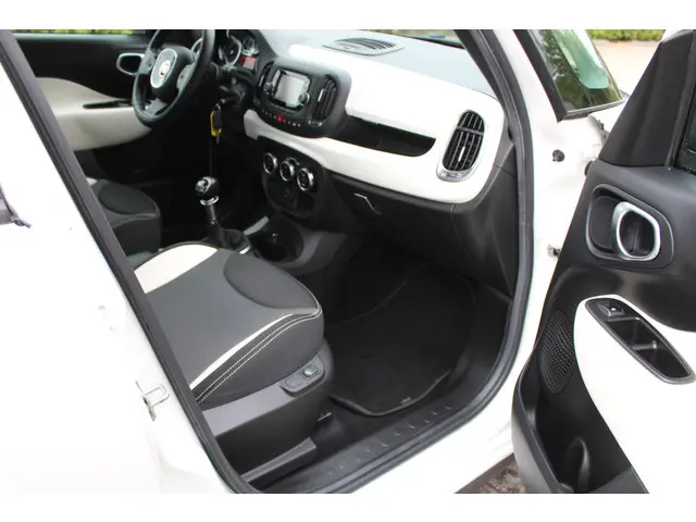 Fiat 500L 0.9 TwinAir Trekking 2014 Benzine 10