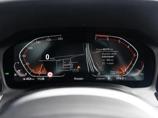 BMW 3 Serie Sedan 320i 2020 Benzine 25