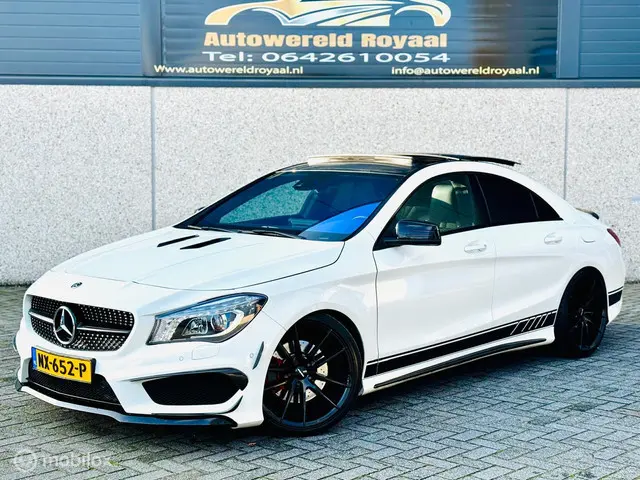Mercedes-Benz CLA 250 Edition 1 2013 Benzine