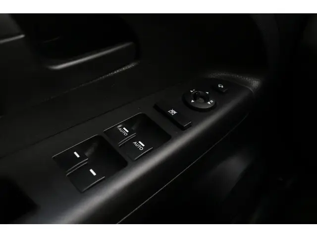 Kia Venga 1.4 CVVT ExecutiveLine 2015 Benzine 14