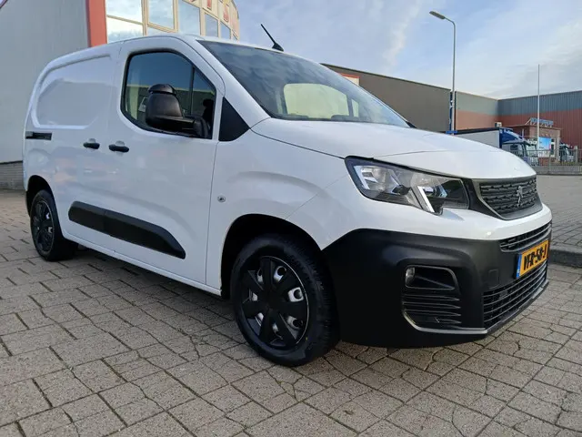 Peugeot Partner 1.5 BlueHDI Premium 2020 Diesel 2