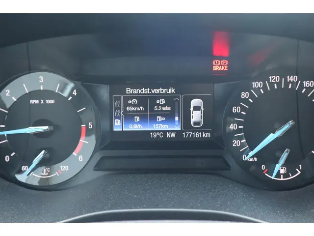 Ford Mondeo Wagon 2.0 TDCi Titanium 2015 Diesel 22