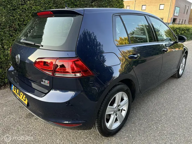 Volkswagen Golf 1.4 TSI Highline DSG 2013 Benzine 4