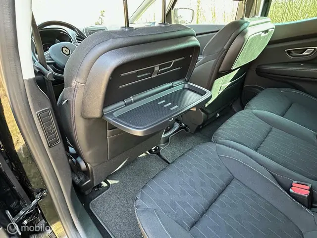 Renault Scénic 1.3 TCe Limited automaat 2018 Benzine 14