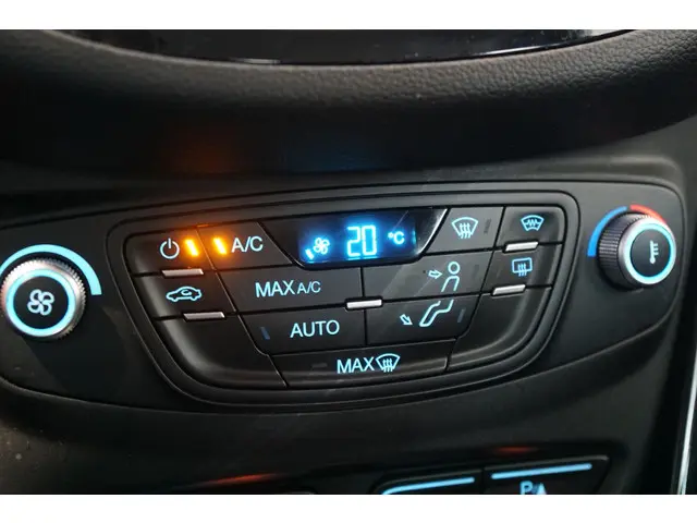 Ford B-MAX 1.0 EcoBoost Titanium 2015 Benzine 16