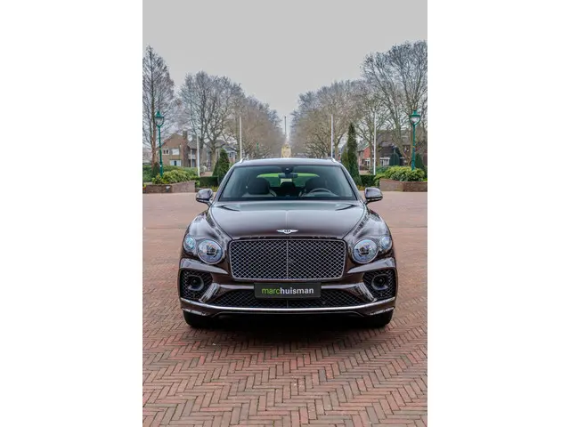 Bentley Bentayga 3.0 V6 Hybrid 2022 Hybride Benzine 138