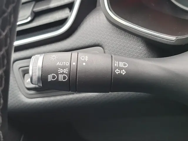 Renault Clio 1.0 2021 Benzine 29