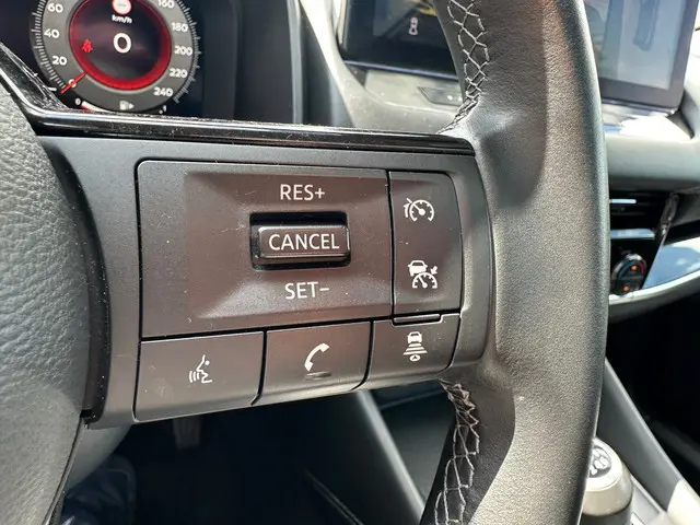 Nissan QASHQAI 1.3 MHEV Tekna 2023 Hybride Benzine 30