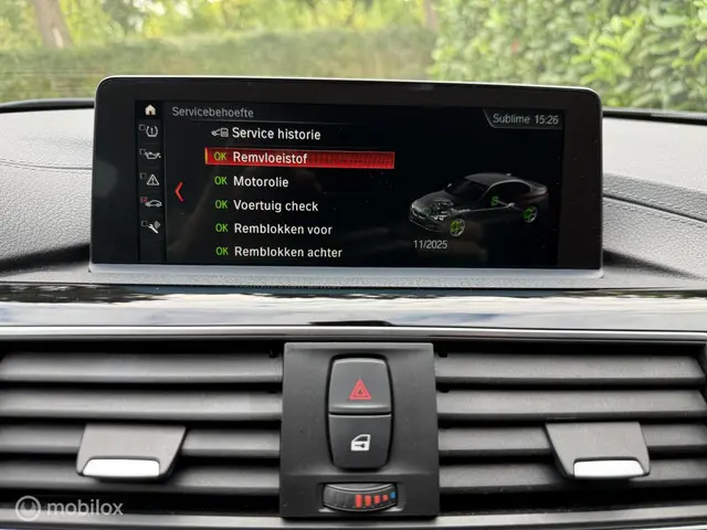 BMW 3 Serie 318i Luxury Edition 2019 2019 Benzine 20