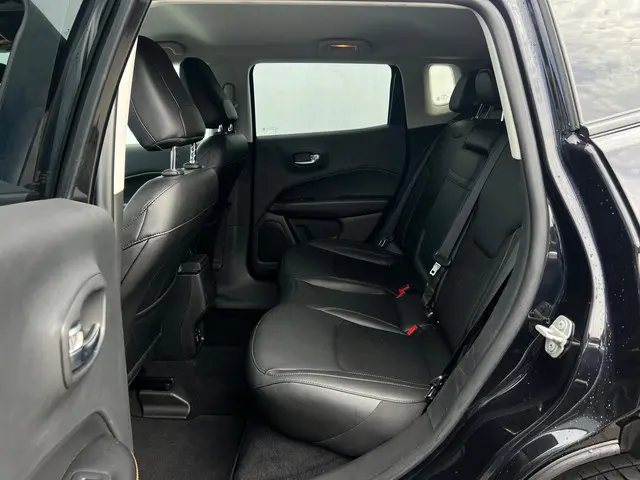 Jeep Compass 1.3T Limited 2021 Benzine 6