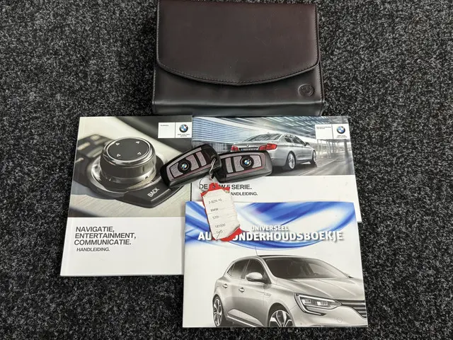 BMW 5 Serie Touring 520i Luxury Edition 2014 Benzine 9