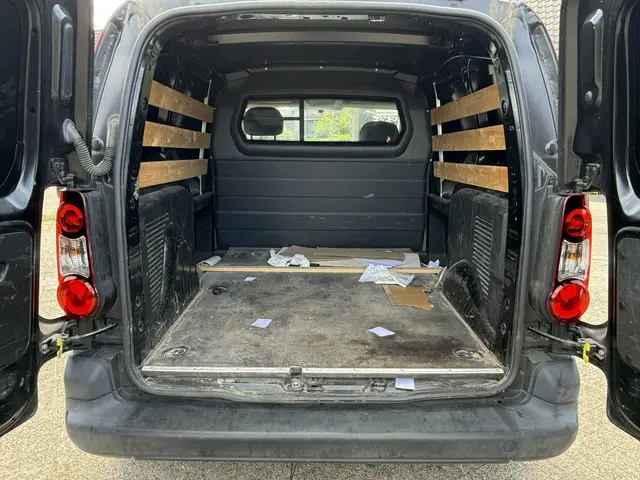 Peugeot Partner 120 1.6HDI 75 PROFIT+ 2018 Diesel 9