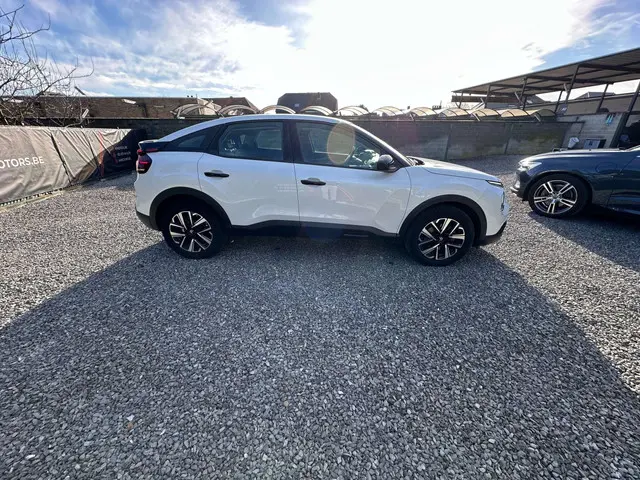 Citroën C4 1.2 PureTech Shine S 2023 Benzine 6