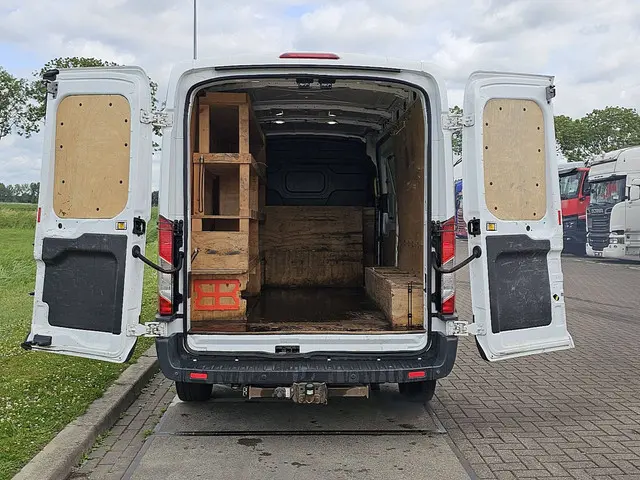 Ford Transit 2.0 2019 Diesel 12