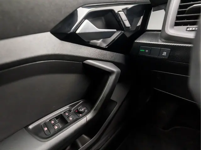 Audi A1 Sportback 30 TFSI S-Line Sport 2024 Benzine 24