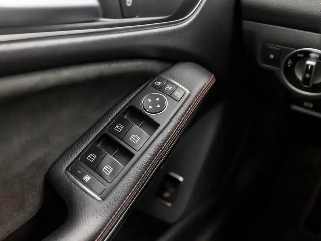 Mercedes-Benz CLA 180 AMG Edition 1 2014 Benzine 22