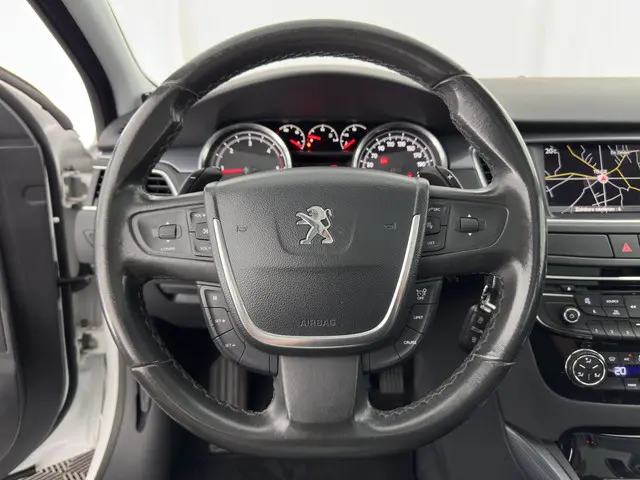 Peugeot 508 SW 1.6 e-HDi Active 2013 Diesel 17