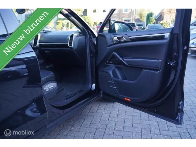 Porsche Cayenne 3.6 S 2015 Benzine 26