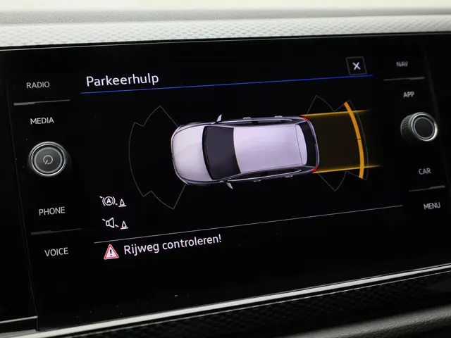 Volkswagen Polo 1.0TSI/95PK Life 2023 Benzine 9