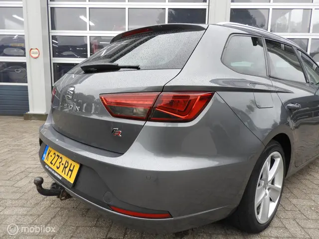SEAT Leon ST 1.4 TSI FR Led , Panoramadak 2014 Benzine 8