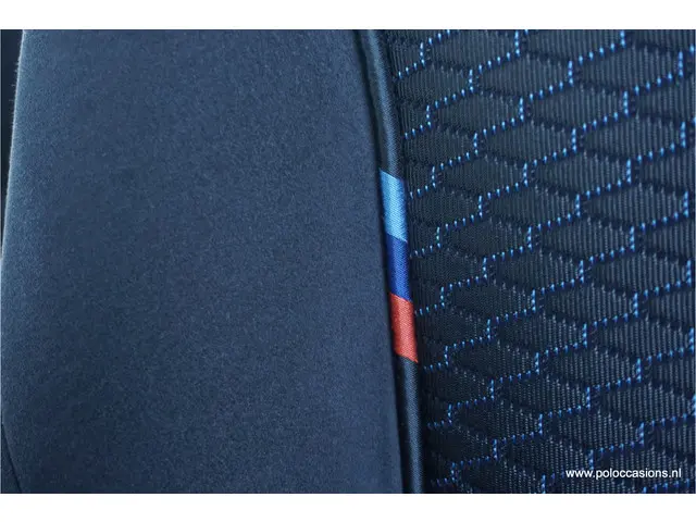 BMW 3 Serie 320i 2017 Benzine 23