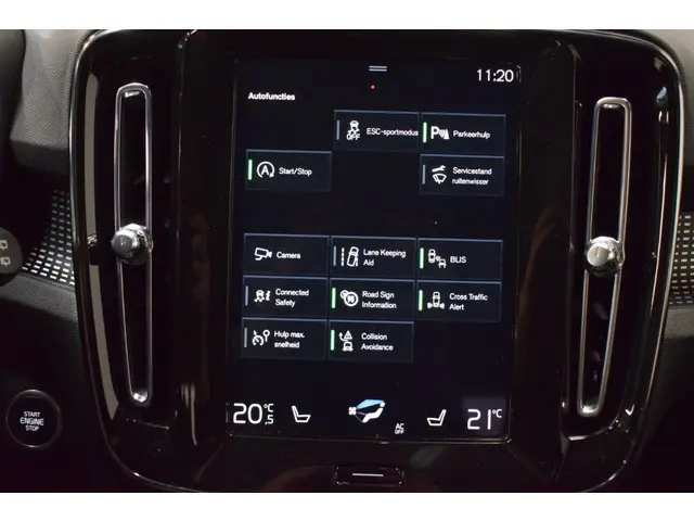 Volvo XC40 T3 163pk AUT8 R-Design/ 2020 Benzine 32