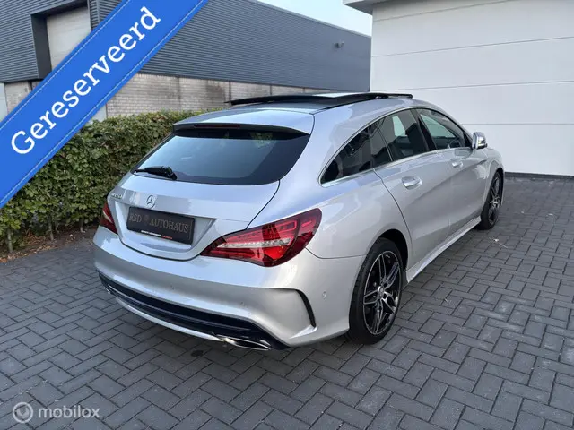 Mercedes-Benz CLA Shooting Brake 250 AMG 2017 Benzine 12