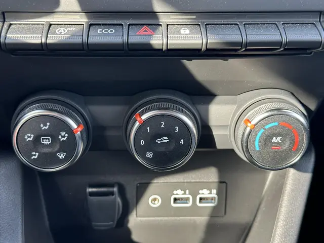 Renault Clio TCe 90 GPF Evolution 2025 Benzine 19