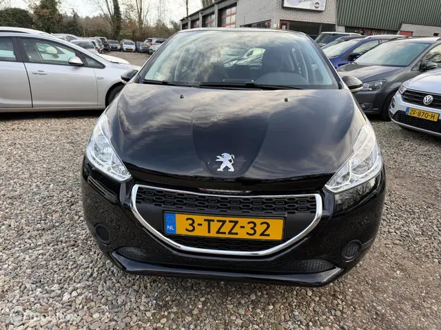 Peugeot 208 1.2 VTi Active,Airco,Cruise,5drs! 2013 Benzine 20
