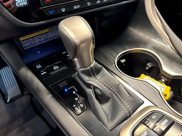 Lexus RX 450h 4WD Luxury Line 2019 Hybride Benzine 8