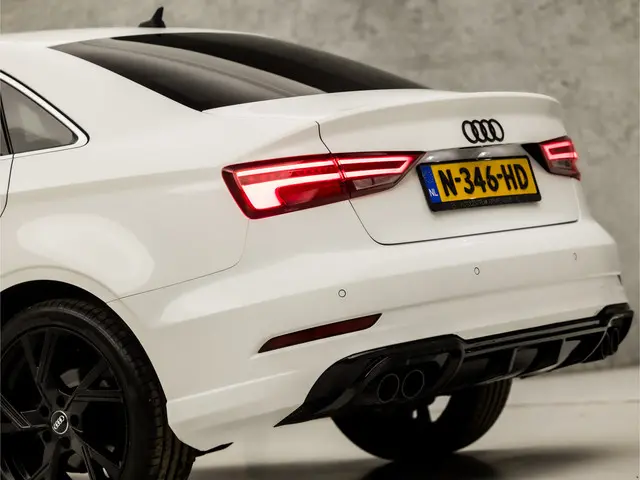 Audi A3 Limousine 35 TFSI S-Line Sport 2019 Benzine 14