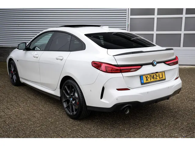 BMW 2 Serie Gran Coupé 218i M-Sport Pro 2023 Benzine 26