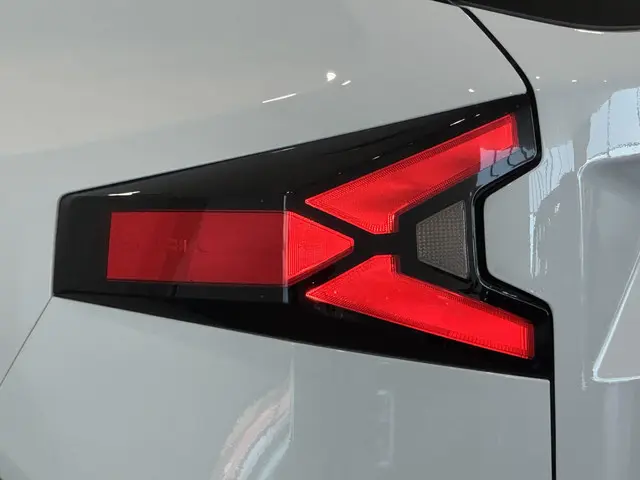 Dacia Duster 1.6 Hybrid 140 Journey 2025 Hybride Benzine 27