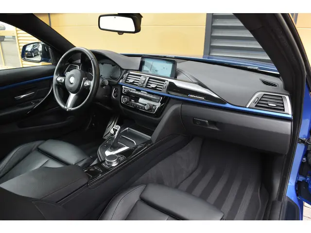 BMW 4 Serie Coupé 430i 2017 Benzine 30