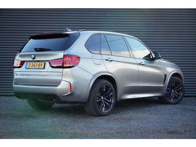 BMW X5 M 2017 Benzine 4