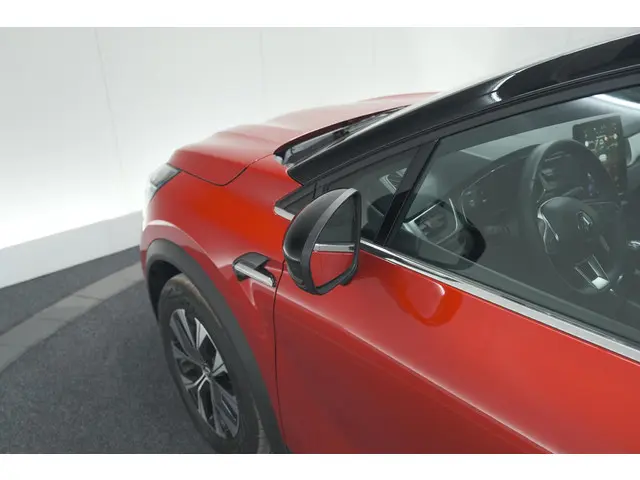 Renault Captur TCe 90 Techno 2024 Benzine 18
