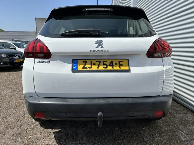 Peugeot 2008 1.2 PureTech Blue Lion Automaat 2019 Benzine 7